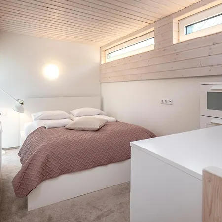 Lägenhet 2br I Calm Area I Near Seaside & Pool I Parking I Cohost Palanga